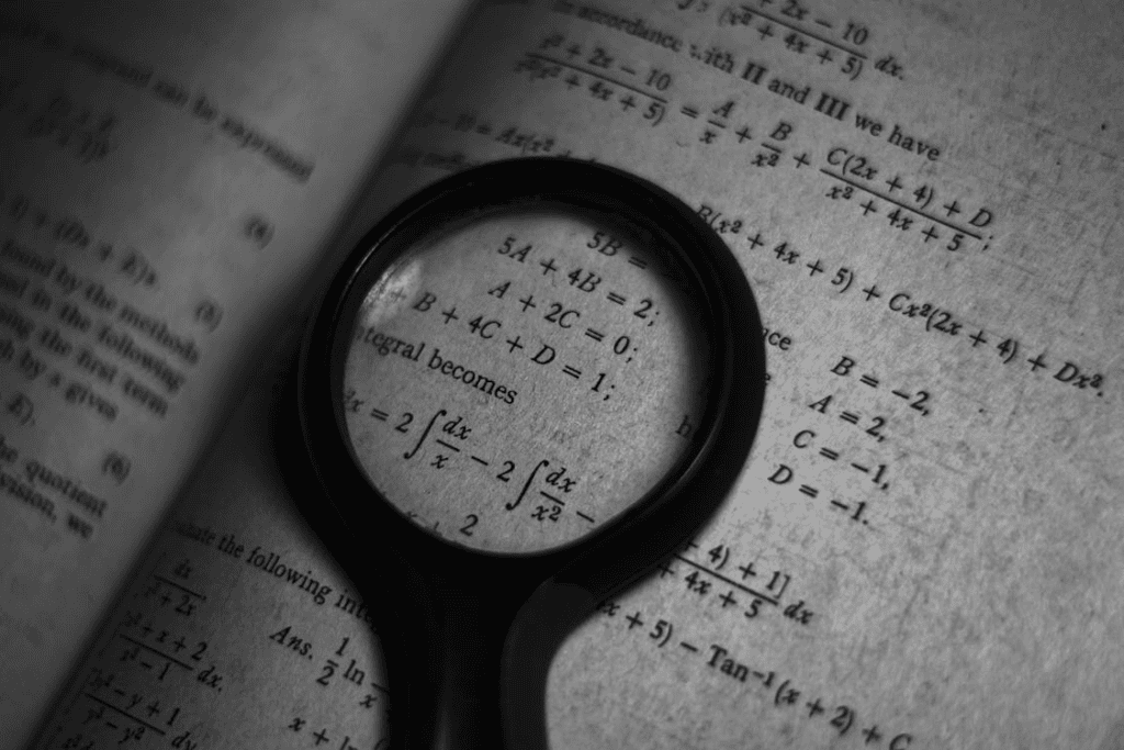 拆解獲利公式也是電商數據分析的一種 / 圖取自 Pexels