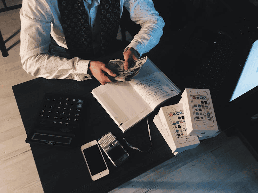 成本不只是要記錄，更要一一拆解並做分析 / 圖取自 Pexels